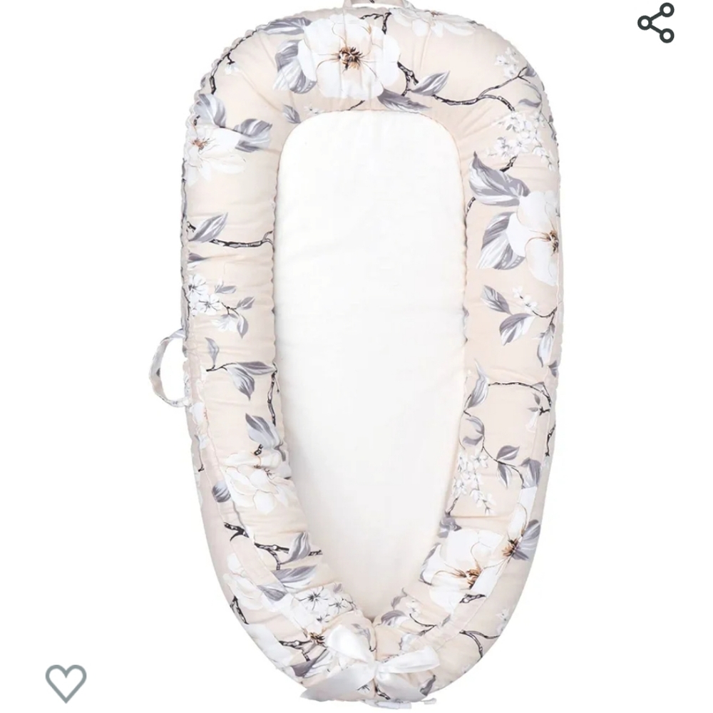 Baby Lounger NWOT- Beige Floral